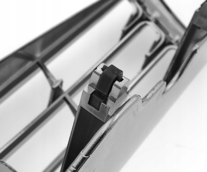 фото №10, Решітка решітка do mitsubishi galant 1997-2004 mr520738 ліва хром