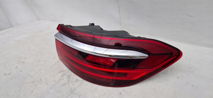 фото №2, Audi a8 d5 4n oled matrix лампа зад задняя правая