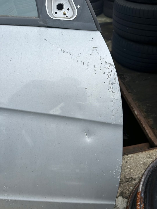 фото №8, Mercedes a класс w169 дверь правые перед передние серебристый лак 761