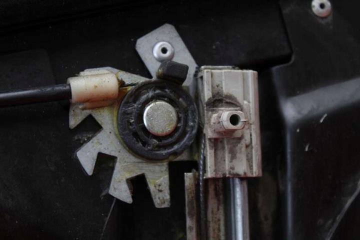 фото №5, Підйомник вікна лівий перед eu 4b0837753a audi a6 c5 97-01