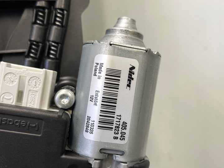 фото №11, Люк audi a6 c7 sedan сірий матеріал mondsilber