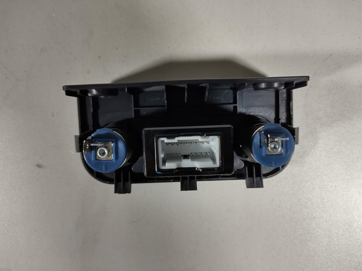 фото №7, Kia rio iii 11r- панель port usb aux 96120-1w010