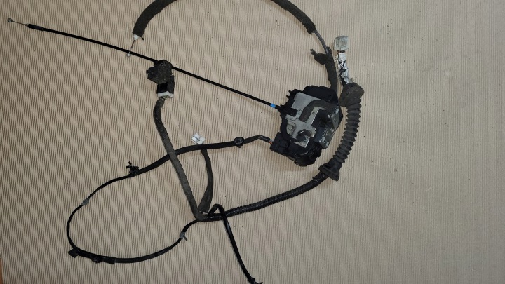 фото №6, Nissan qashqai j10 замок дверь зад правое 24127ey10b