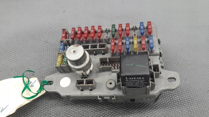 фото №9, 52010186a коробка предохранителей land rover 220 96