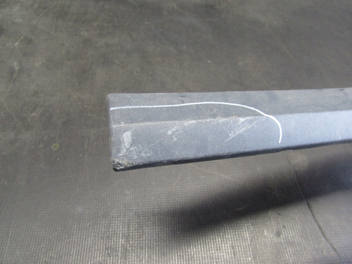 фото №6, Молдинг дверь правая перед 30661448 volvo v50 i 04-12r