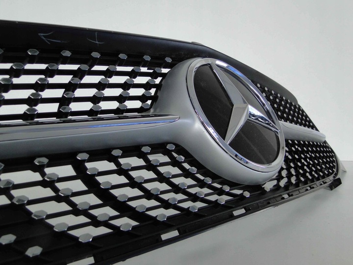 фото №9, Mercedes cla 118 решётка радиатора решётка алмаз bez камеры