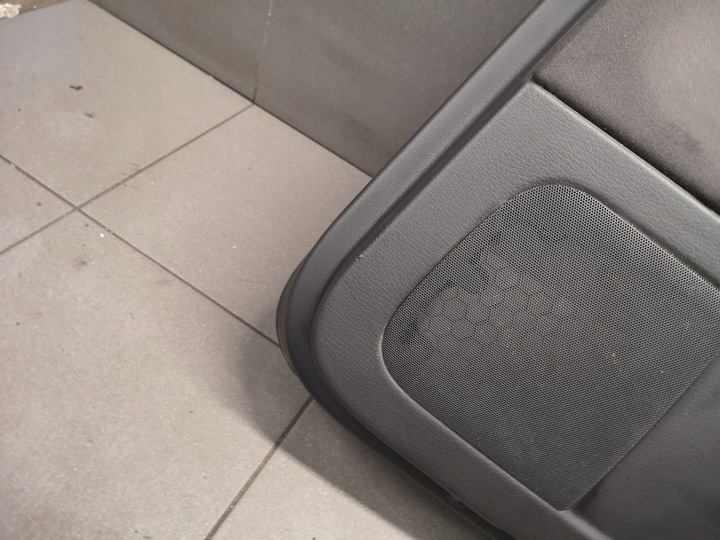 фото №9, Боковина дверь правые зад audi a4 b7 8e0867306