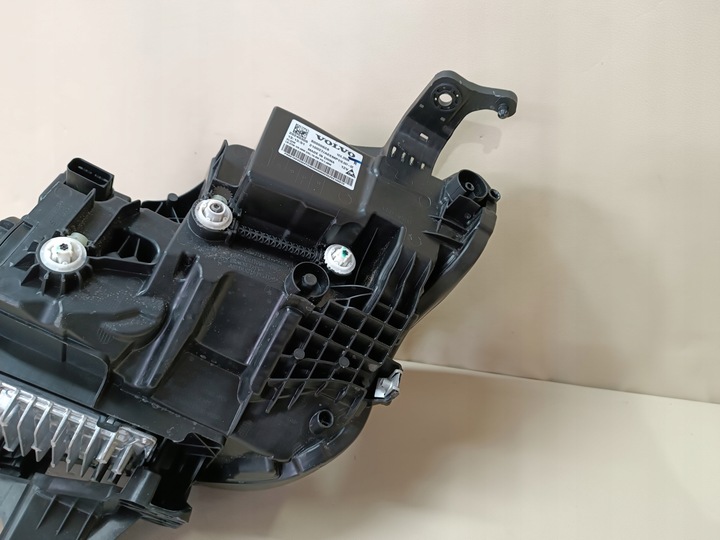 фото №12, Volvo ex30 фара лампа правая передняя 80000628 1ex2938 vxc