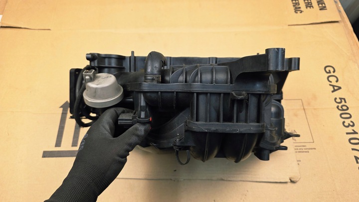 фото №15, Ford fiesta mk6 v 2.0 16v n4jb st 150 2005 - 2008 r колектор всмоктуючий впускний