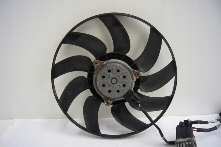 фото №8, Audi a4 b8 2.0 tfsi вентилятор радиатор реле