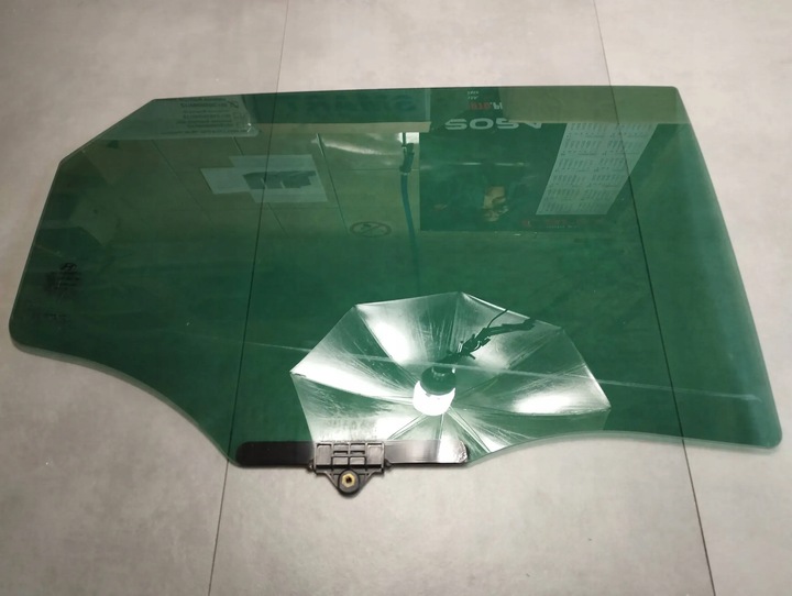 фото №1, Hyundai ix35 2013 скло двері права зад