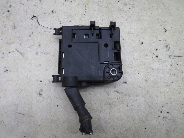 фото №4, Распределитель тока audi q5 8r 3.2 fsi