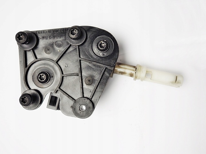 фото №5, Audi a6 c5 универсал fl амортизатор замка крышки 8e9827833