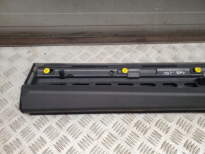 фото №7, Audi q8 2021 перед сторона права планка двері передніх