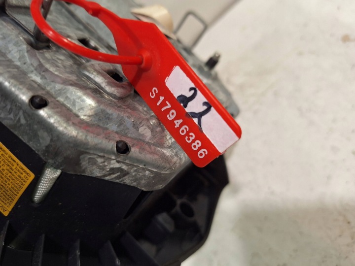 фото №5, Air bag подушка водителя 8200057780 renault clio ii рестайлинг 03-