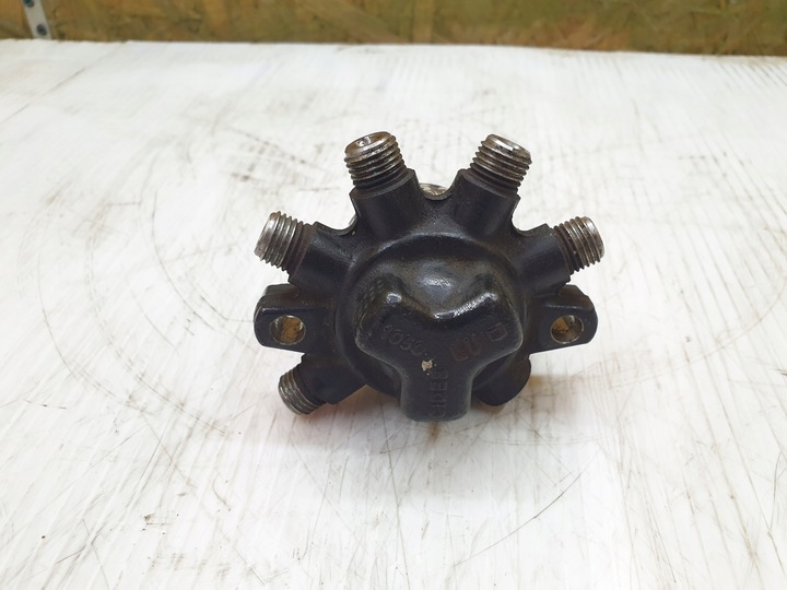 фото №3, Ford connect 1,8 tdci розподільник пального 4m5q9d280db