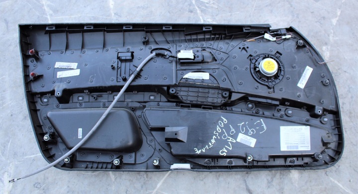 фото №4, Боковина оббивка двері праві перед led bmw e92