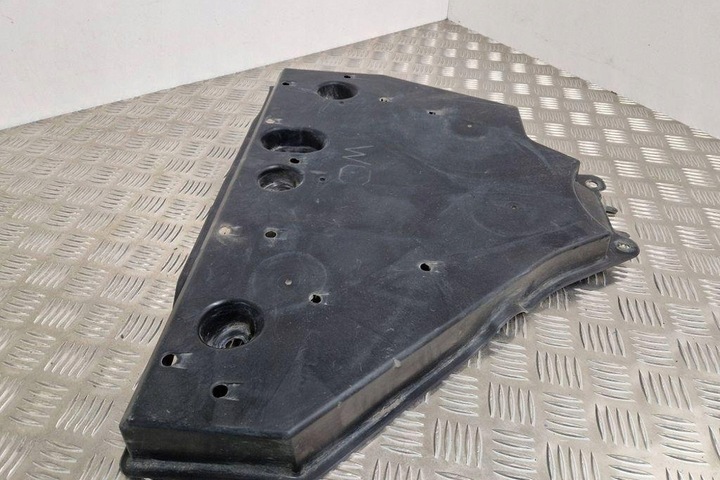 фото №9, Другие защитные накладки шасси toyota 5839842040 2.5l 2022