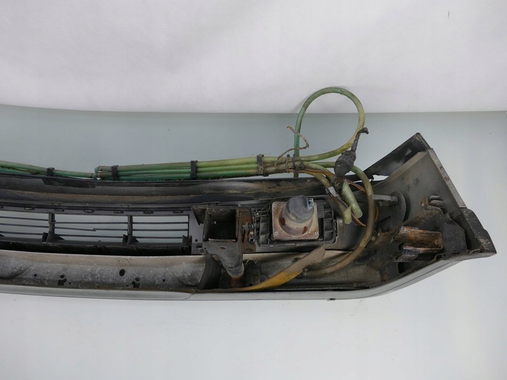 фото №12, Bmw e32 3.5 бампер перед галоген вузький решітка радіатора 203