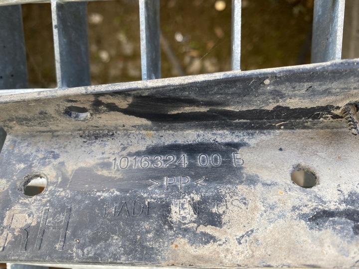 фото №6, Tesla модель s 2013r. подкрылок правые зад