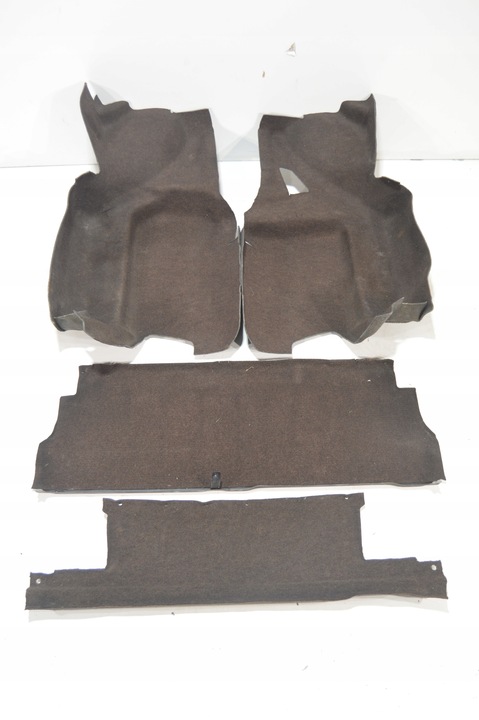 фото №1, Оббивка боковина багажника комплект mercedes w126