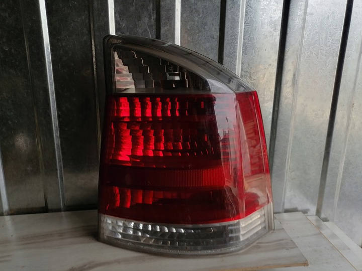 фото №1, Лампа зад задня права opel vectra c sedan 13157647