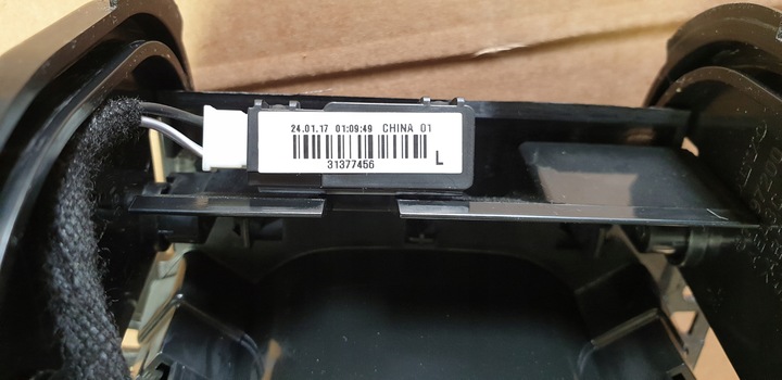 фото №8, Бардачок тунелю тримач na чашки led підсклянник volvo xc90 ii оригінальний номер eu