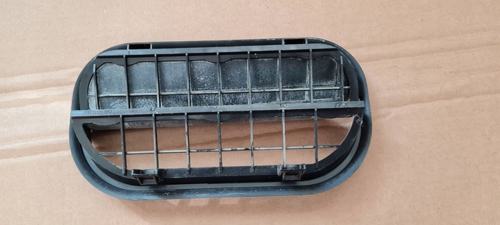 фото №6, A4 b9 8w рестайлинг решётка вентиляционная багажника зад 6r0819465b a5 8w