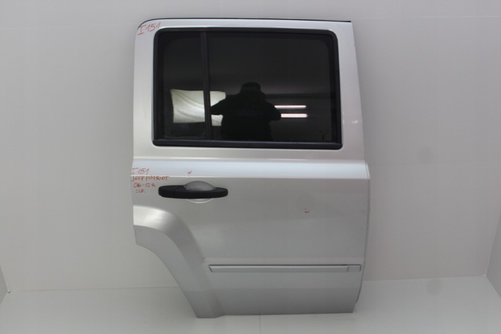 фото №1, Дверь правый зад jeep patriot 06-12r ps2