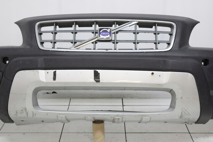 фото №6, Volvo xc70 рестайлинг 05r- бампер перед переднее решётка радиатора