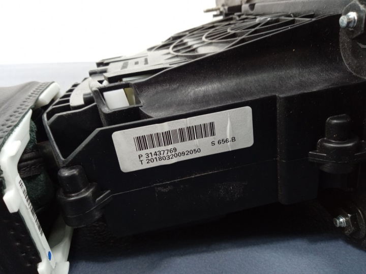 фото №9, Volvo v90 s90 ii домкрат выборщик коробки 31437769