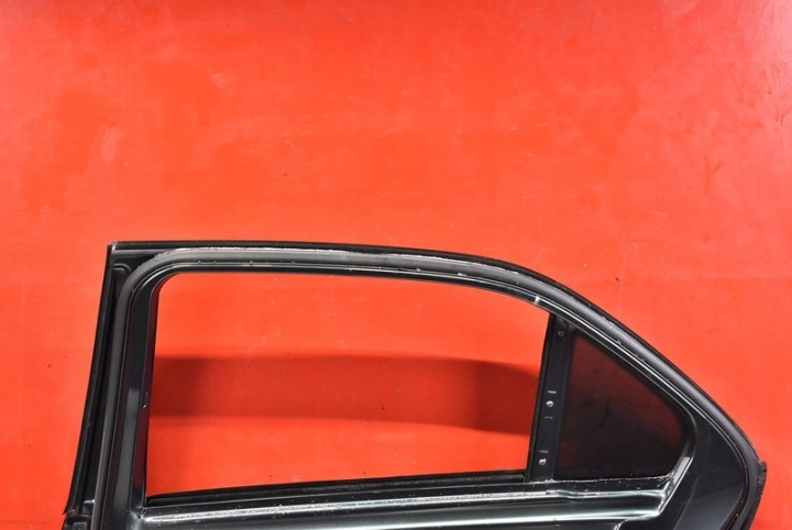 фото №13, Дверь правая зад задние c300 mercedes e-klasa w212 sedan 09-13