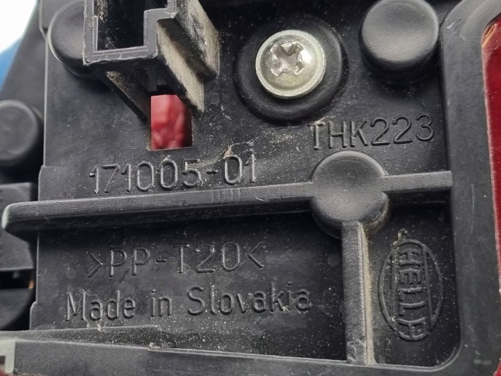 фото №7, Audi a4 s4 b8 8k 2009 лампы задней крышки багажника