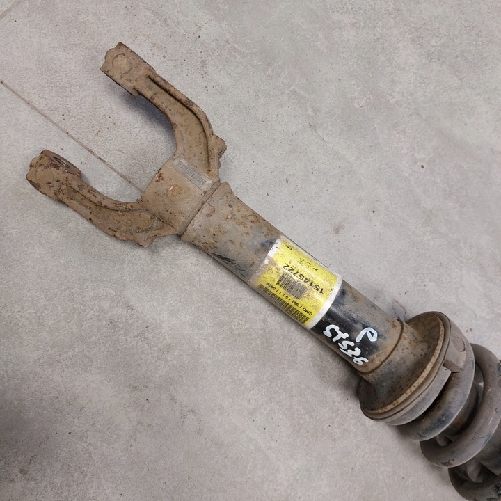 фото №16, Cadillac sts 3,6 амортизатор пружина правые перед