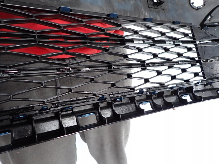 фото №14, Vw touran 5ta r-line 15- бампер перед переднє решітка 5ta807221m spr 4xpdc