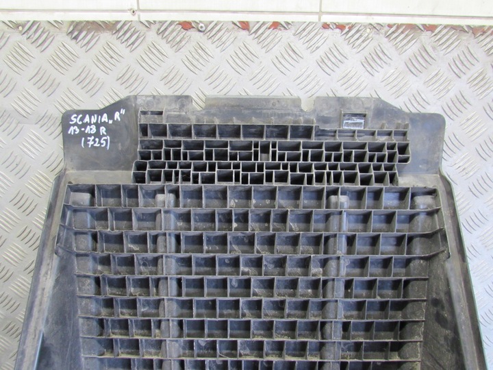 фото №10, Кришка акумуляторів 2428035 2395354 scania r 13-18r.