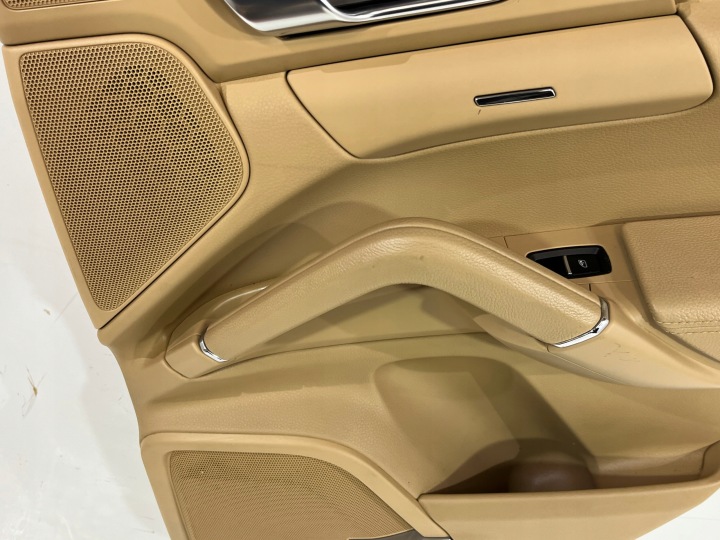 фото №5, Дверная карта (обшивка) правая зад porsche cayenne ii 7p5 2014r luxorbeige