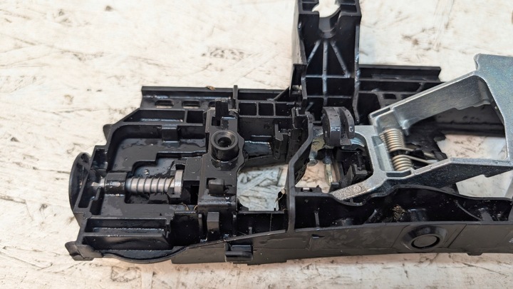 фото №6, Mercedes w205 w213 каркас ручка двері праві a0997601800