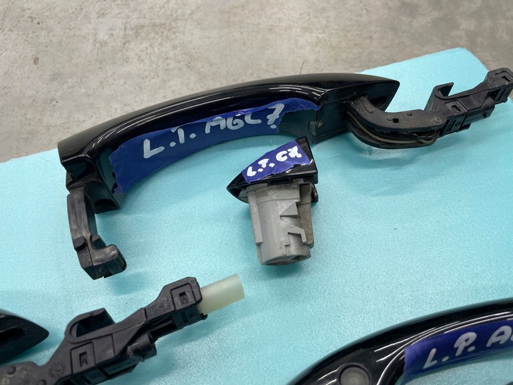 фото №8, Ручка keyless a6 a7 c7 q7 led перед зад ly9t оригінал комплектна