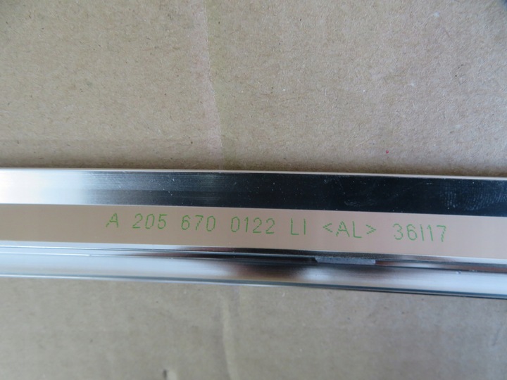 фото №11, Mercedes w205 планка декоративна хром двері лівий зад a2056700122