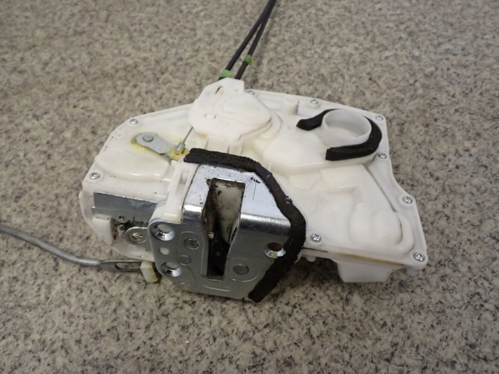 фото №6, Suzuki splash 08-14 замок двері переднє правий