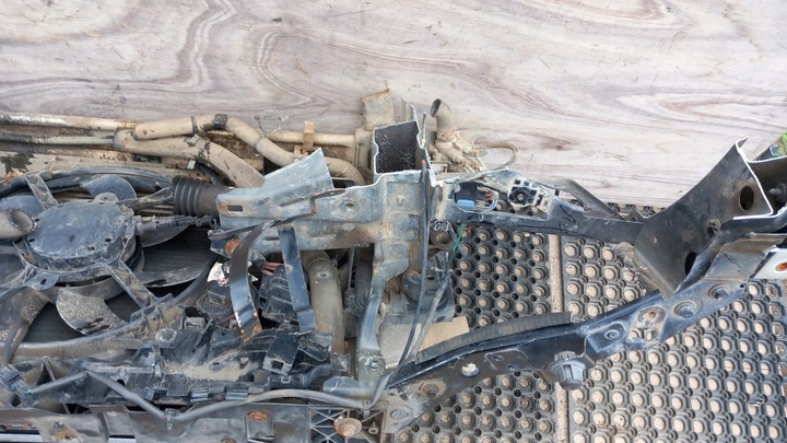 фото №8, Renault megane iii рестайлінг 1.5 dci pas переднє комплект