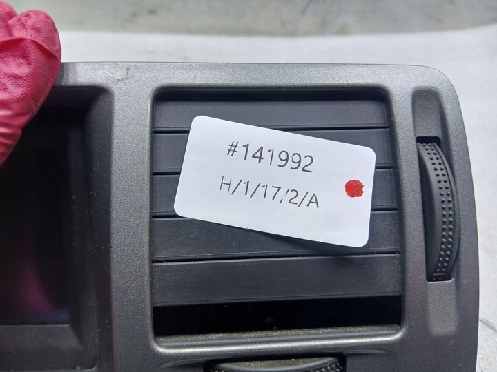 фото №7, Дисплей решётки воздуховод 13237875 24461295 opel vectra c