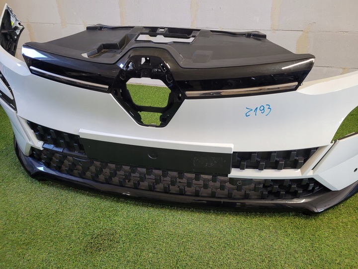 фото №7, Renault megane v 5 e-tech бампер перед переднє