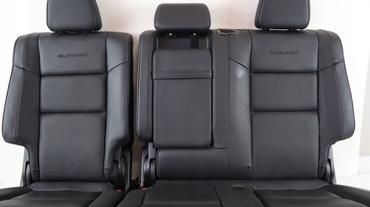 фото №9, Jeep grand cherokee wk2 summit диван зад