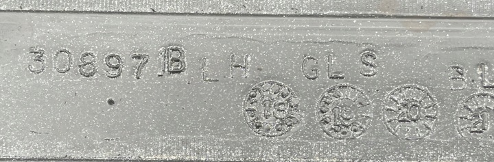 фото №11, P8 gmc yukon xl denali iv 2015 - рейлинги молдинг крыши (рейлинг, декоративная накладка) левая 84314709