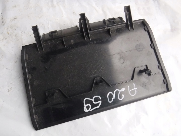 фото №2, Полка 8p0864138e audi a3 8p 3дверные