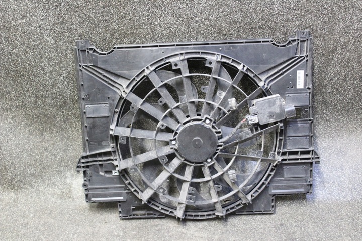 фото №1, Jaguar f-pace x761 2,3 3,0 вентилятор вентилятор корпус