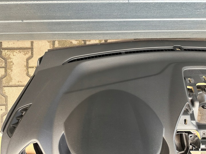 фото №9, Ford b-max 17r консоль торпедо ремни подушка комплект