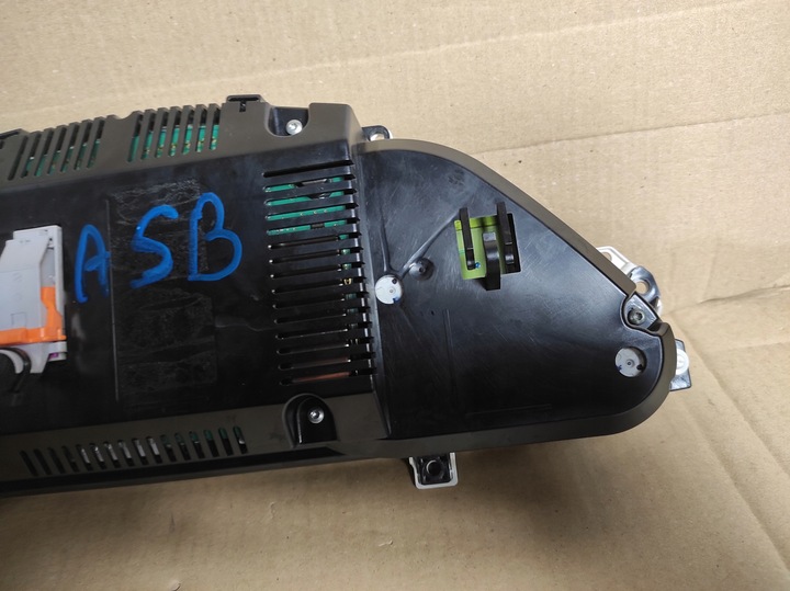 фото №10, Спидометр приборы eu audi a6 c6 2.0 tdi 5550007301